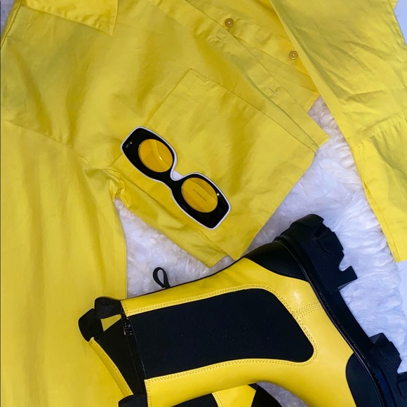 Missguided Tops - Yellow crop button up